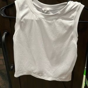 White paragon crop top tank top, barely worn great condition.